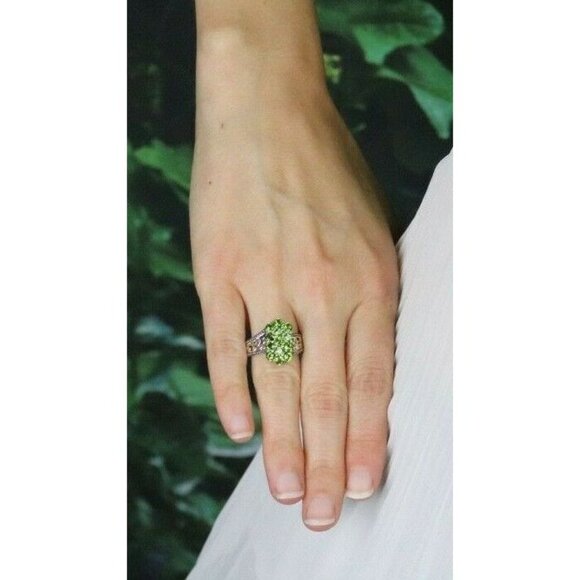 Sterling Silver Natural Peridot Ring Size 7 - Picture 2 of 7
